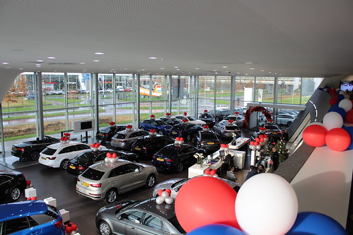  Ballontoef Paasshow Pasen Audi Centrum Rotterdam