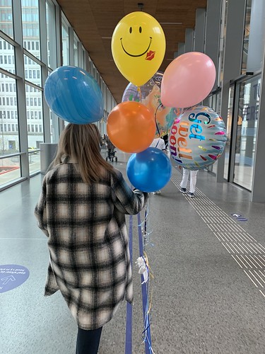  Ballonboeket Beterschap <a href='http://www.rotterdamsballonnenbedrijf.nl/plaatsen/erasmus-mc' class='w3-text-indigo'>Erasmus MC</a> Rotterdam