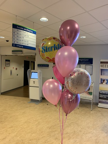  Ballonboeket Sterkte Beterschap <a href='http://www.rotterdamsballonnenbedrijf.nl/plaatsen/ikazia' class='w3-text-indigo'>Ikazia</a> Ziekenhuis Rotterdam