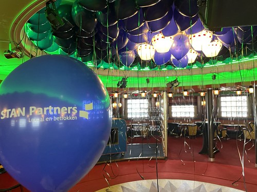  Heliumballonnen Bedrukt <a href='http://www.rotterdamsballonnenbedrijf.nl/plaatsen/ss-rotterdam' class='w3-text-indigo'>SS Rotterdam</a>