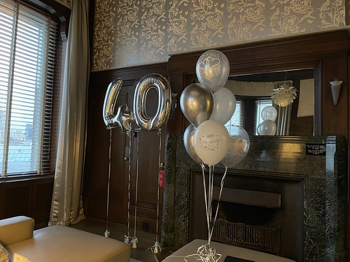  Tafeldecoratie 6ballonnen En Folieballon Cijfer 40 Verjaardag Hotel New York Rotterdam