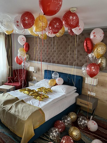  Heliumballonnen Ballonboeket Folieballon Letters Be Mine Huwelijksaanzoek Standaard 2 Persoonskamer Art Hotel Rotterdam