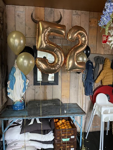  Tafeldecoratie 3ballonnen Gronddecoratie Folieballon Cijfer 52 Verjaardag Brasserie <a href='http://www.rotterdamsballonnenbedrijf.nl/plaatsen/woodz' class='w3-text-indigo'>Woodz</a> <a href='http://www.rotterdamsballonnenbedrijf.nl/plaatsen/kralingse-plas' class='w3-text-indigo'>Kralingse Plas</a> Rotterdam