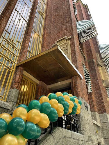  Ballonslinger Heinekengebouw Rotterdam