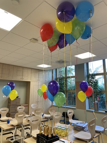  Tafeldecoratie 3ballonnen En Heliumballonnen Start Schooljaar Tarcisiusschool Rotterdam