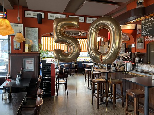  Folieballon Cijfer 50 Verjaardag Eetcafe <a href='http://www.rotterdamsballonnenbedrijf.nl/plaatsen/verhip' class='w3-text-indigo'>Verhip</a> Rotterdam