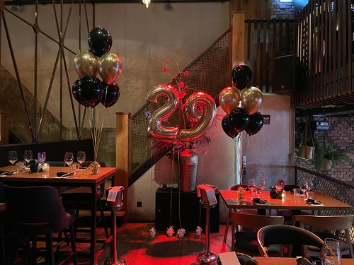  Tafeldecoratie 6ballonnen Folieballon Cijfer 29 Verjaardag <a href='http://www.rotterdamsballonnenbedrijf.nl/plaatsen/cafe-in-the-city' class='w3-text-indigo'>Cafe In The City</a> Rotterdam