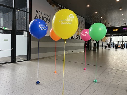  Cloudbuster Rond Kleine Deukjesdagen Centraal Beheer <a href='http://www.rotterdamsballonnenbedrijf.nl/plaatsen/ahoy' class='w3-text-indigo'>Ahoy</a> Rotterdam