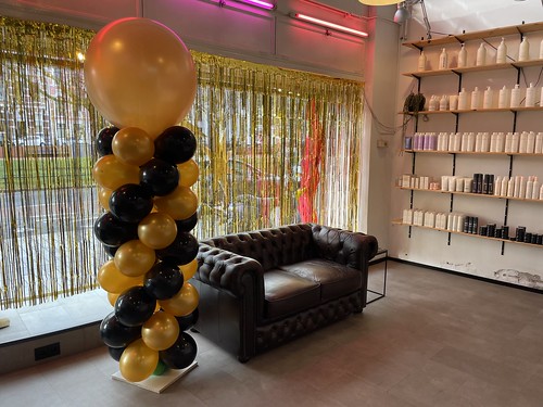  Ballonpilaar Breed Rond Lagerman Hairdressers Mauritsweg Rotterdam