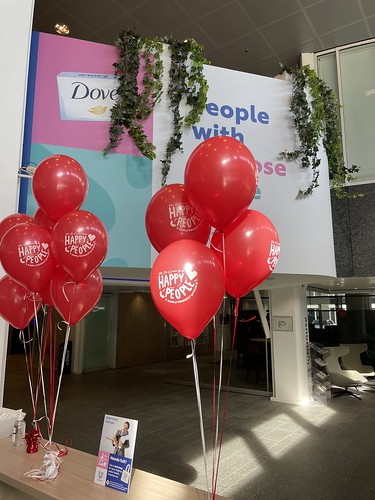  Tafeldecoratie 5ballonnen Bedrukt <a href='http://www.rotterdamsballonnenbedrijf.nl/plaatsen/unilever' class='w3-text-indigo'>Unilever</a> Rotterdam