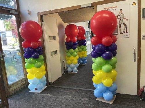  Ballonpilaar Breed Rond Kinderboekenweek Obs De Pijler Rotterdam