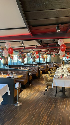  Tafeldecoratie 3 Ballonnen Valentijnsdag The <a href='http://www.rotterdamsballonnenbedrijf.nl/plaatsen/harbour-club' class='w3-text-indigo'>Harbour Club</a> Rotterdam