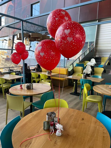  Tafeldecoratie 3 Ballonnen Valentijnsdag <a href='http://www.rotterdamsballonnenbedrijf.nl/plaatsen/punjabi-food' class='w3-text-indigo'>Punjabi Food</a> <a href='http://www.rotterdamsballonnenbedrijf.nl/plaatsen/markthal' class='w3-text-indigo'>Markthal</a> Rotterdam