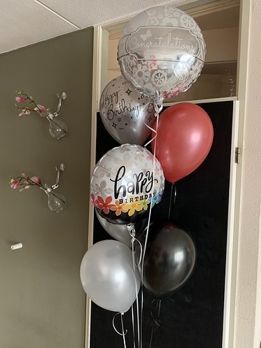 Ballonboeket Happy Birthday Zilver, Wit, Zwart, Rood