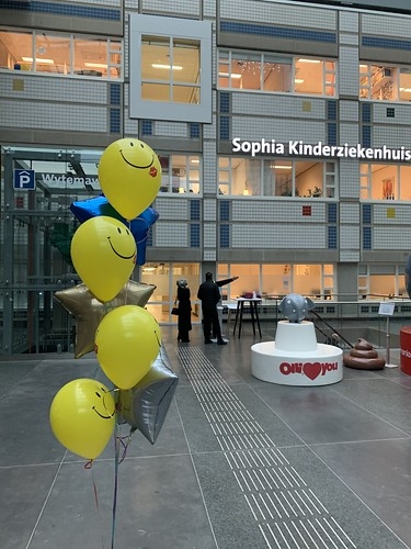 Ballonboeket Smiley Sterren Sophia Kinderziekenhuis Erasmus MC Rotterdam