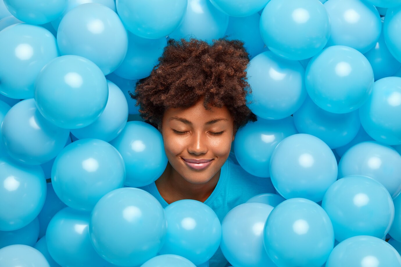 10 Reasons to order Blue Balloons for your party