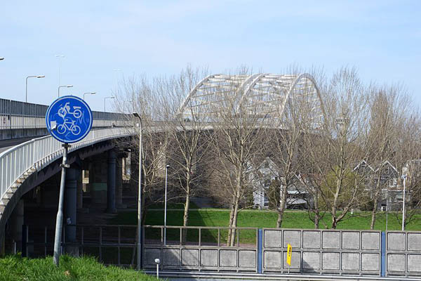 Fietspad Brienenoord