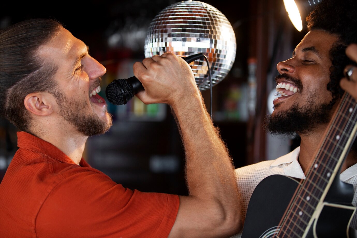 10 Karaoke Bars in Rotterdam where the microphones are always open