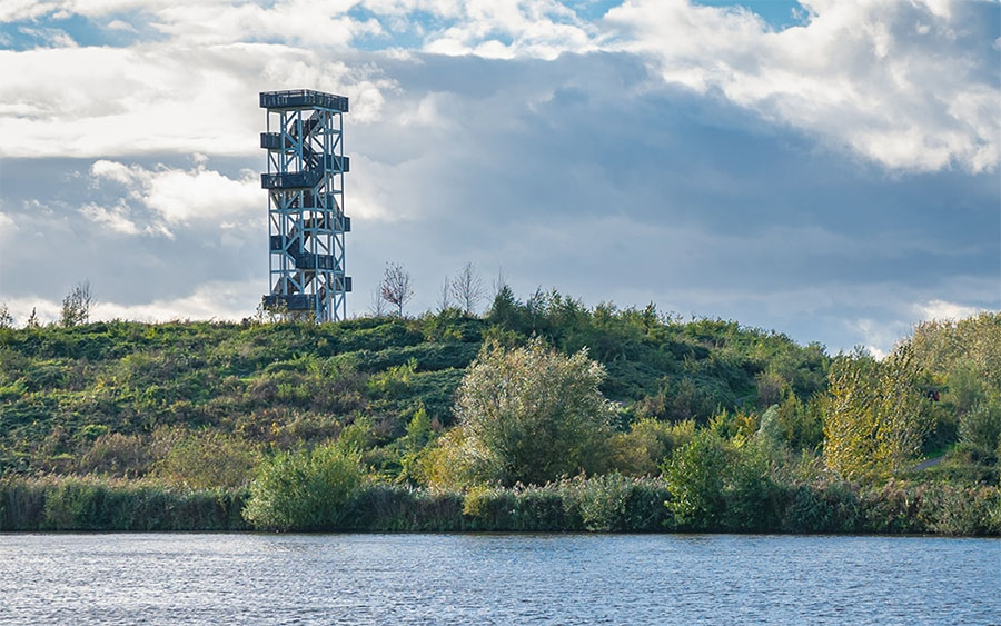 LOOKOUT TOWER HOGE BERGSE BOS