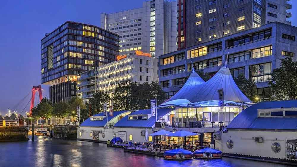 ZAAL HUREN H2OTEL ROTTERDAM