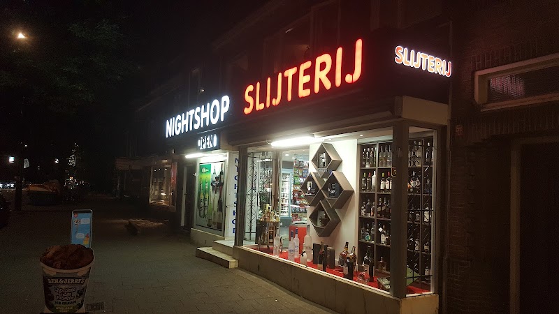 Avondwinkel Nightshop & Slijterij Straatweg