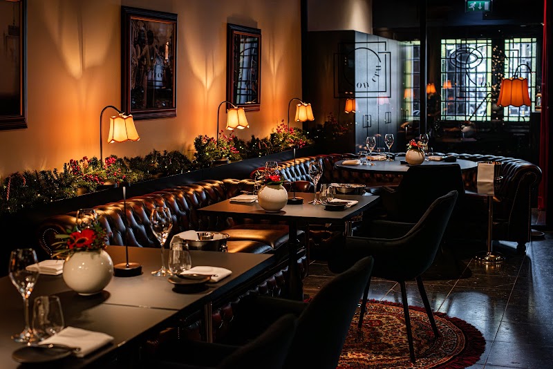 Restaurant On Cru