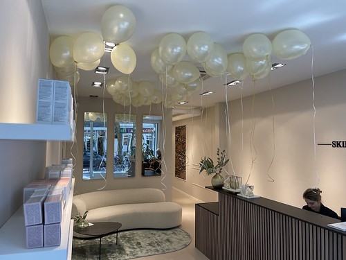 Heliumballonnen Opening Skin Clinic Nieuwe Binnenweg Rotterdam